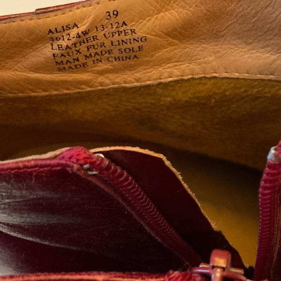 MIZ MOOZ Elegant Burgundy Ankle Boots - Picture 4 of 12